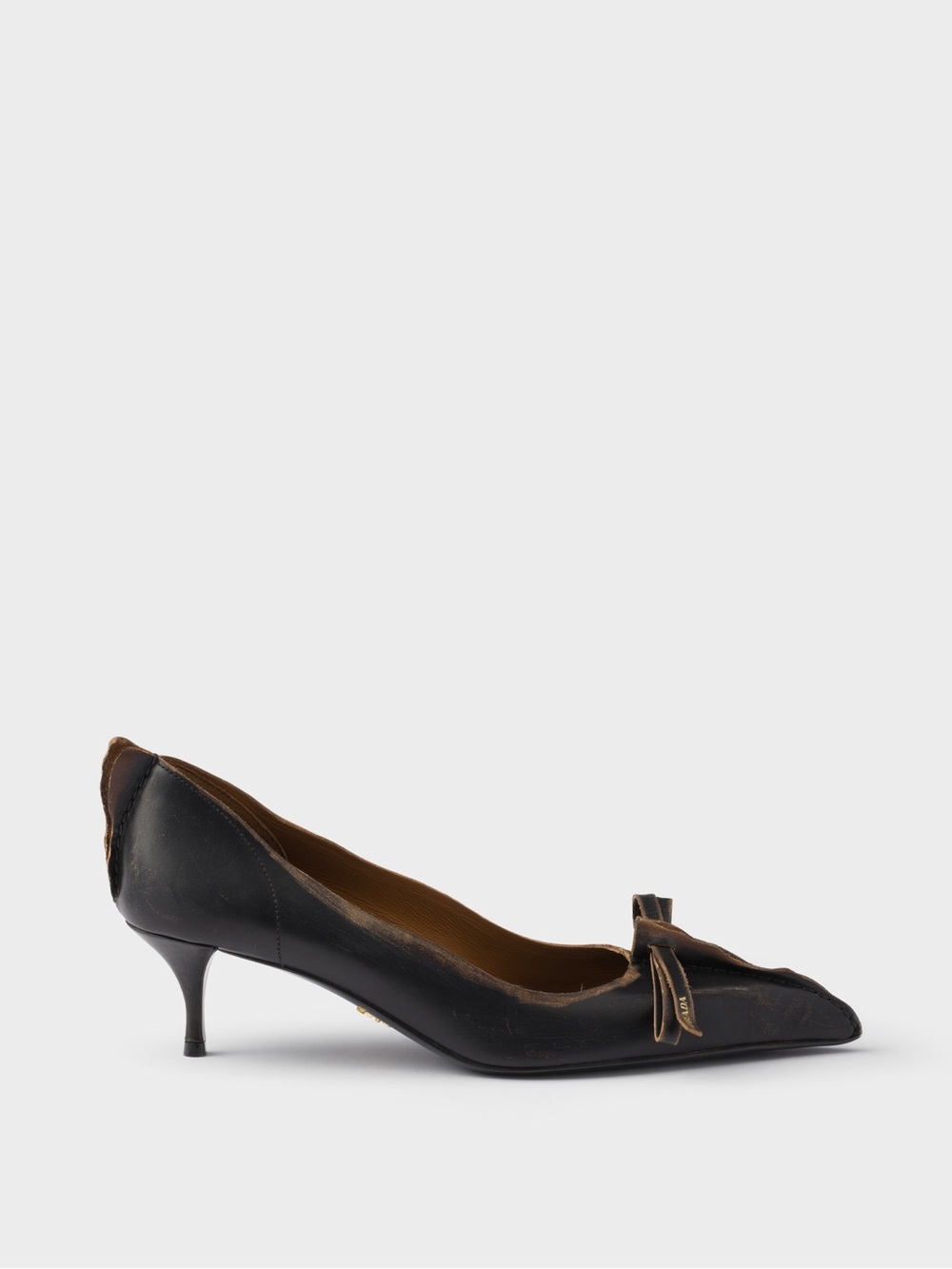 Prada FROM THE RUNWAY Antiqued leather pumps $1,590 38.5 - Picture 6 of 14